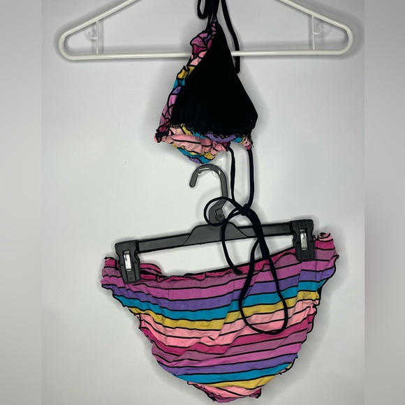 🔥 Colorful Striped Bikini Set - Picture 2 of 3